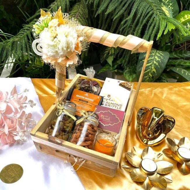 Shea Butter and Honey Bee Massage Bar Soap Gift Basket (5 Piece Set) -  Walmart.com